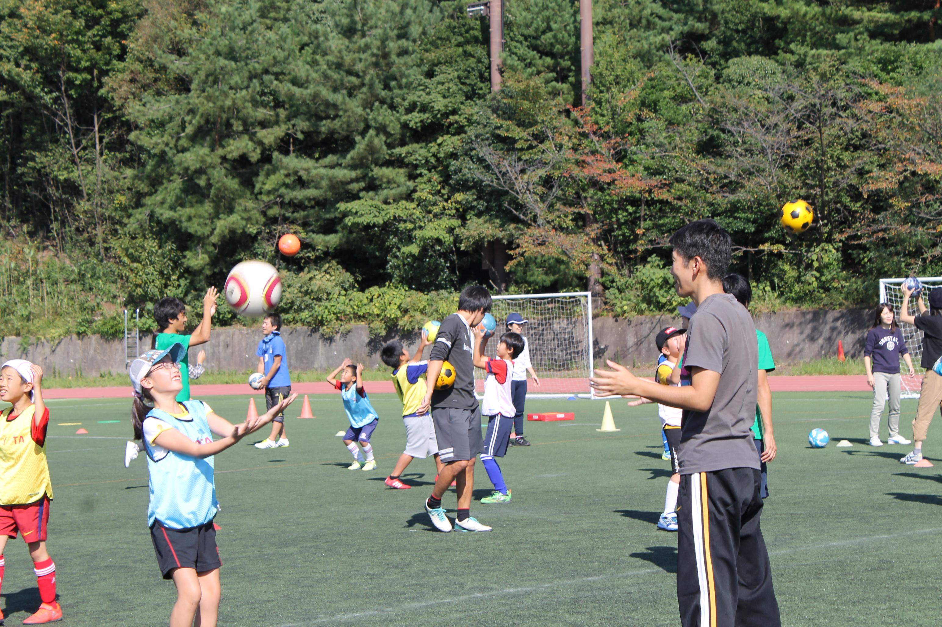 親子ふれあいサッカー教室2.JPG