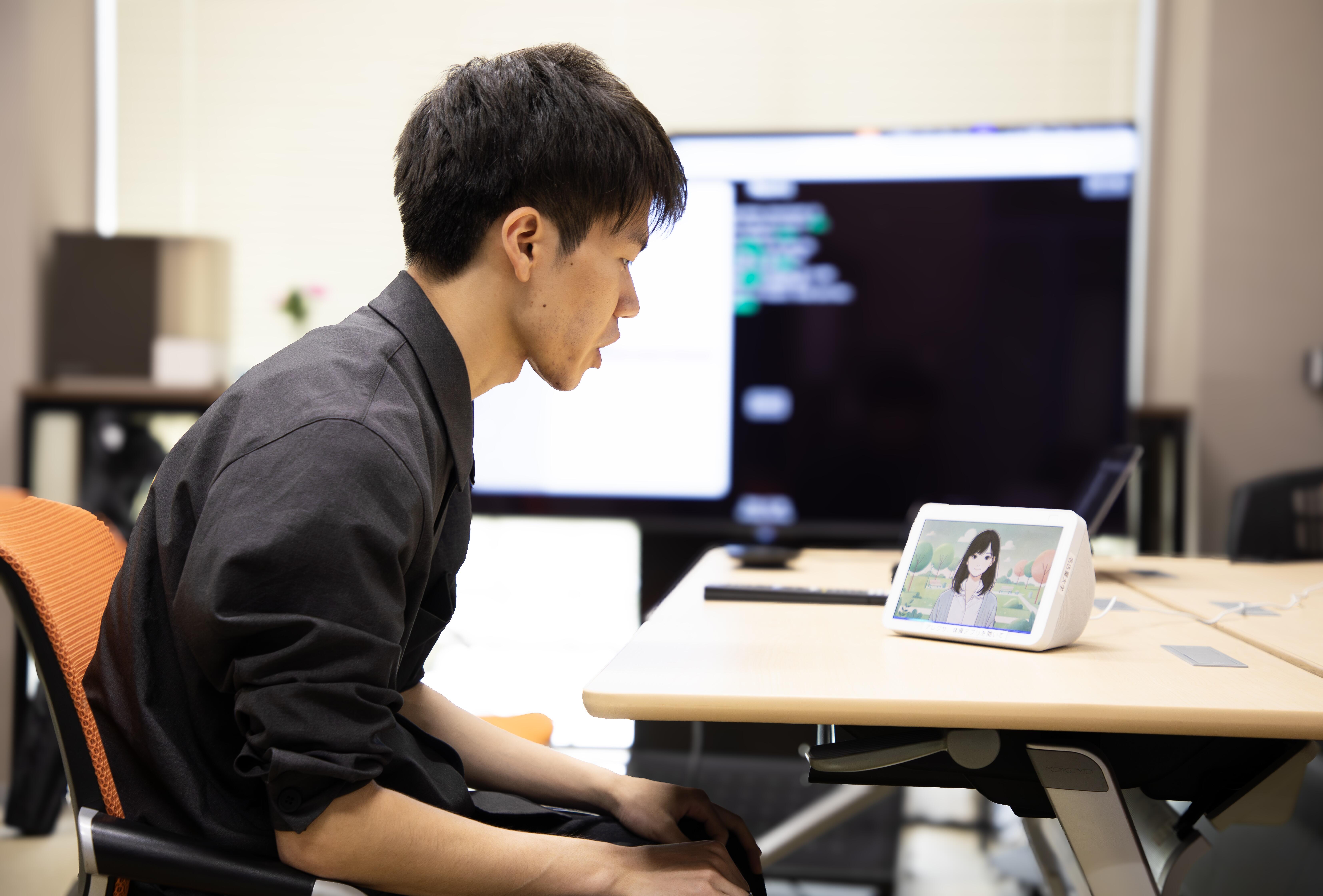 Higashinaka Lab Nagoya University Student Photo 2.jpg
